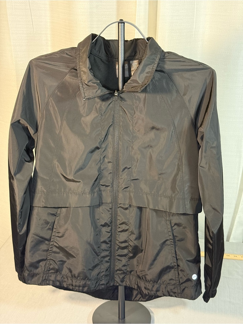 Lightweight Black Utility Jacket with Packable Design